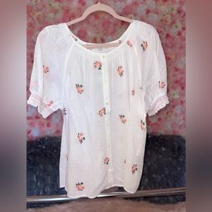 Loft XL Top- White with Floral